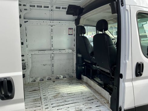 Used 2023 RAM ProMaster 2500 FWD image 19