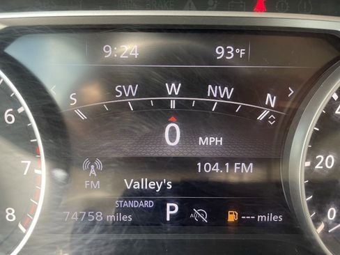 Certified 2023 Nissan Pathfinder SL image 11