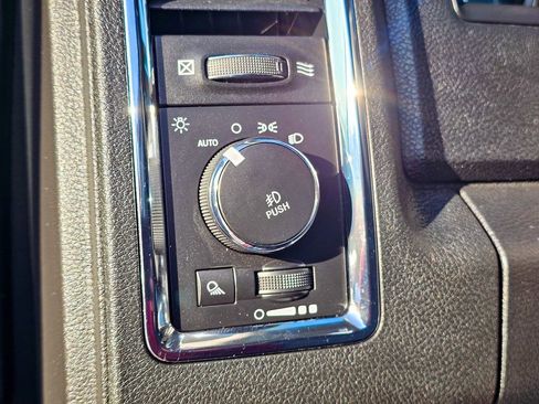 Used 2017 RAM 3500 Laramie image 15