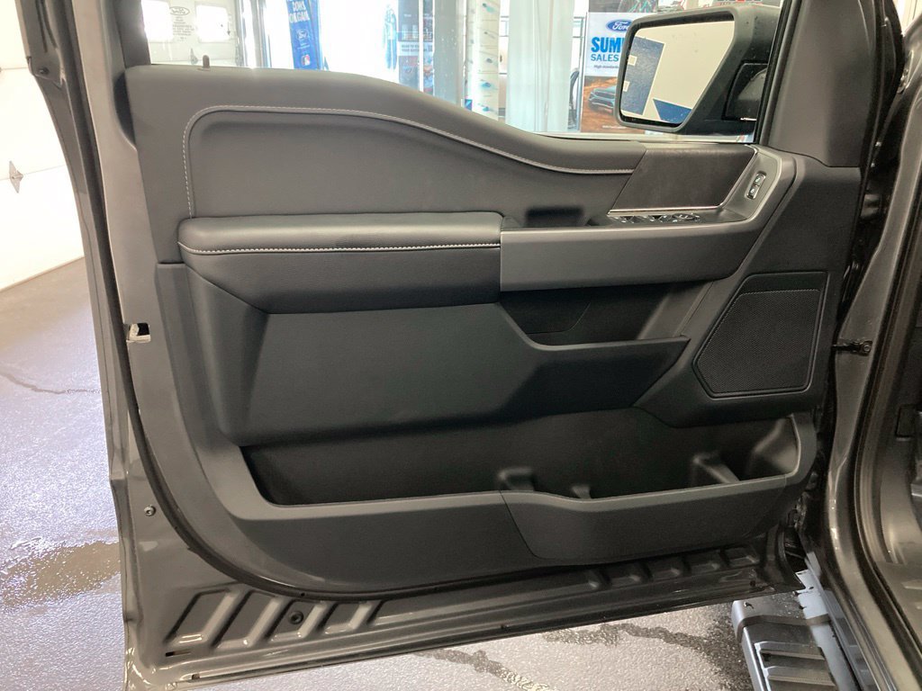 New 2026 Ford F150 XLT w/ XLT Black Appearance Package AWD/4WD image 24