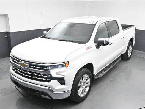 Used 2023 Chevrolet Silverado 1500 LTZ w/ LTZ Convenience Package II AWD/4WD image 36