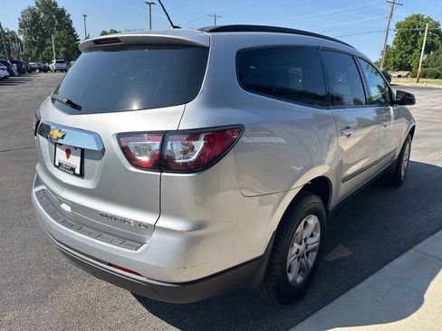 Used 2014 Chevrolet Traverse LS FWD image 4
