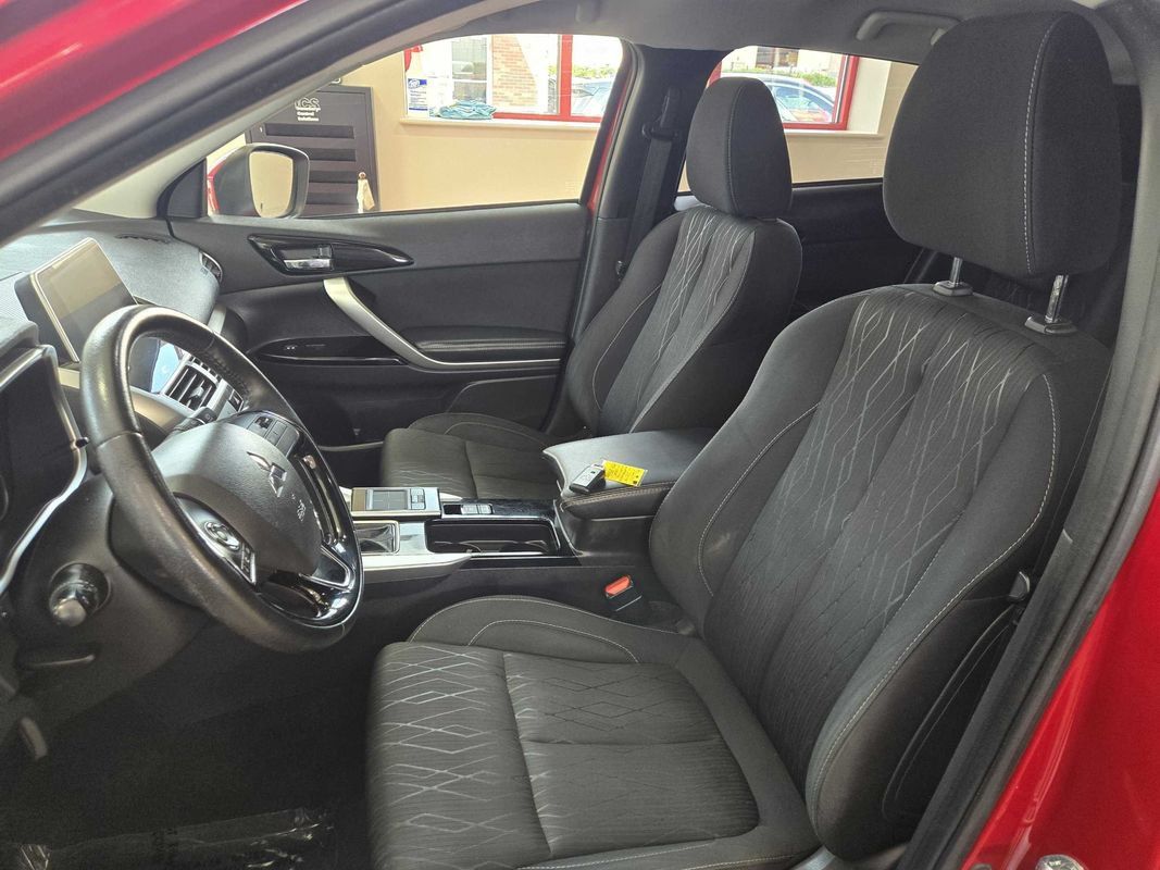 Used 2019 Mitsubishi Eclipse Cross SE AWD/4WD image 21