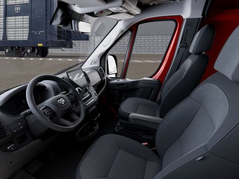 New 2026 RAM ProMaster 2500 w/ Premium Convenience Group FWD image 22