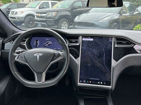 Used 2019 Tesla Model S 100D AWD/4WD image 7