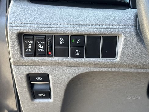 Used 2019 Honda Odyssey EX image 29