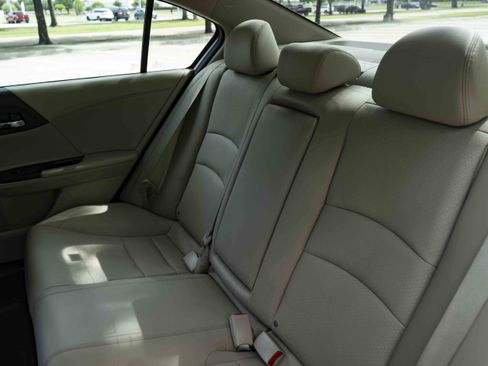 Used 2013 Honda Accord EX-L image 16