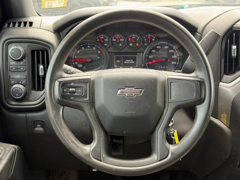 Used 2019 Chevrolet Silverado 1500 Custom Trail Boss w/ Custom Convenience Package AWD/4WD image 23