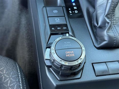 Used 2025 Toyota 4Runner SR5 image 8