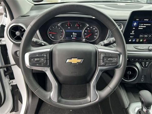 Certified 2024 Chevrolet Blazer LT w/ Convenience Package image 11