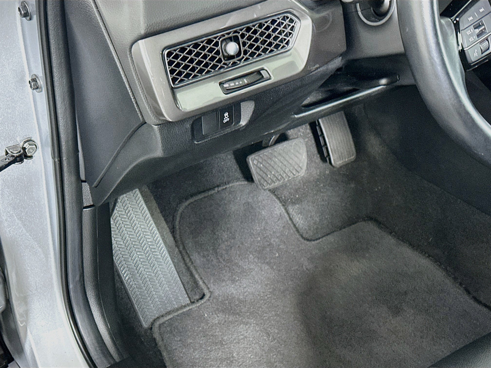 Used 2024 Acura Integra FWD image 17