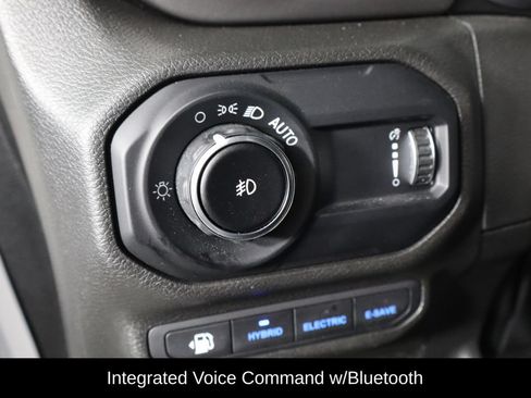 Used 2023 Jeep Wrangler Unlimited w/ Sun & Screen Package AWD/4WD image 20