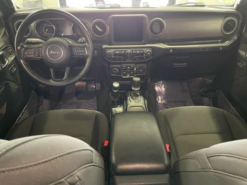 Used 2022 Jeep Wrangler Unlimited Sport AWD/4WD image 26