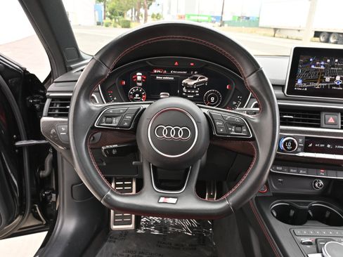 Used 2019 Audi S4 Premium Plus w/ Premium Plus Package AWD/4WD image 18