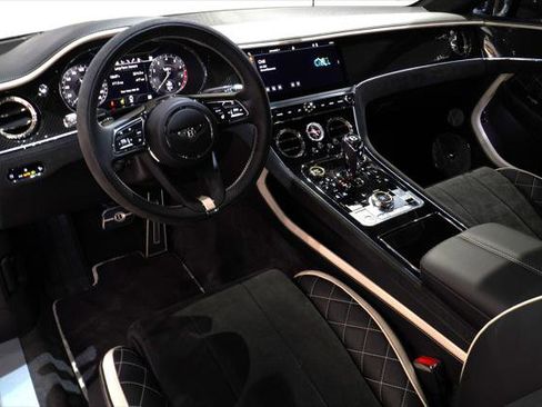 Used 2022 Bentley Continental GT Speed image 14