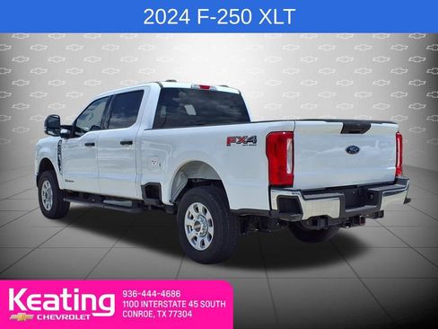 Used 2024 Ford F250 XLT w/ FX4 Off-Road Package AWD/4WD image 2