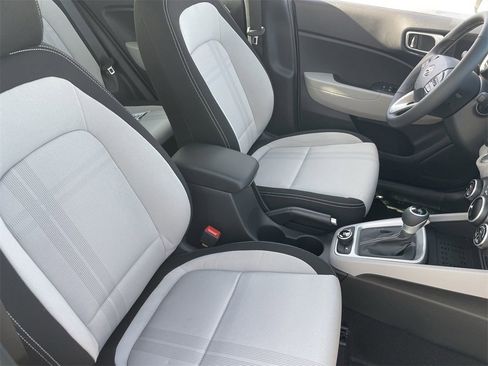 New 2026 Hyundai Venue SEL image 9