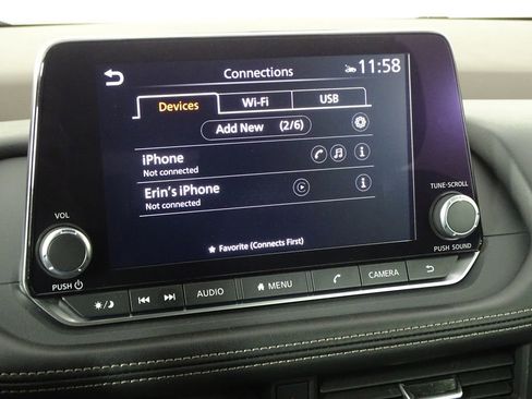 Used 2023 Nissan Rogue SV image 30