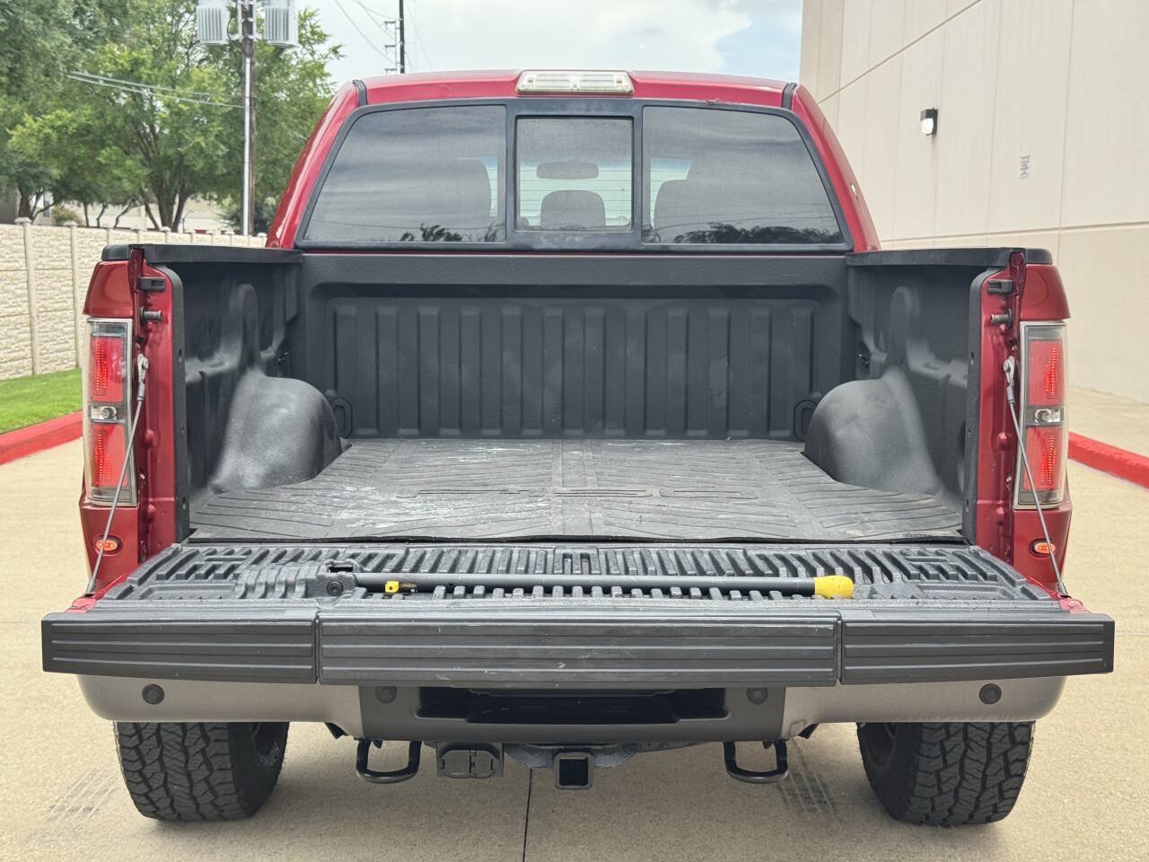 Used 2014 Ford F150 Raptor w/ Equipment Group 801A Luxury AWD/4WD image 44