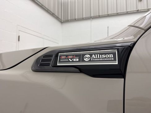 New 2026 GMC Sierra 2500 AT4 w/ AT4 Premium Plus Package image 10