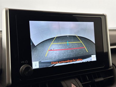 Certified 2025 Toyota RAV4 XLE FWD image 22