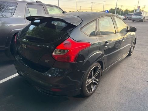 Used 2013 Ford Focus ST FWD image 6