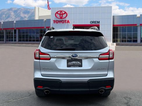 Used 2022 Subaru Ascent Premium w/ Convenience Package AWD/4WD image 4