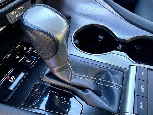 Used 2020 Lexus RX 450h F Sport image 17