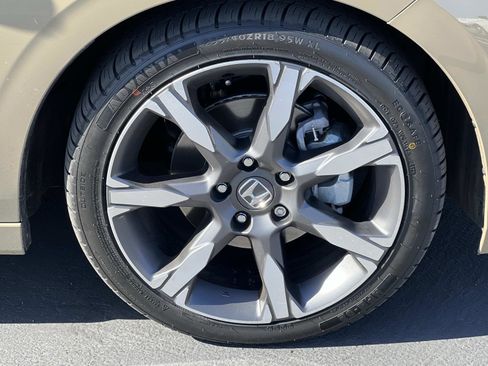 Certified 2025 Honda Civic Sport Touring image 30