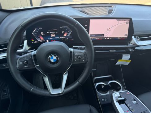 Used 2024 BMW X1 xDrive28i w/ Convenience Package image 53