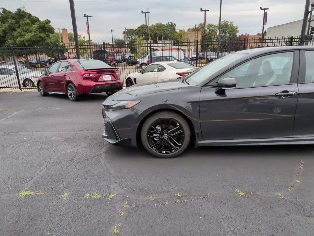 Used 2026 Toyota Camry SE w/ Convenience Package FWD image 8