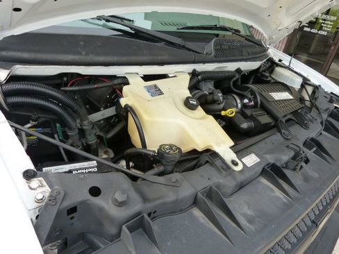 Used 2008 Chevrolet Express 3500 w/ School Bus Package image 11