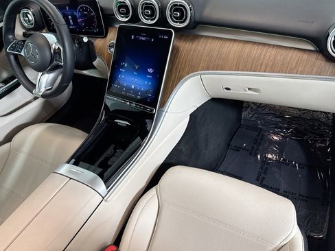 Used 2023 Mercedes-Benz C 300 Sedan image 27