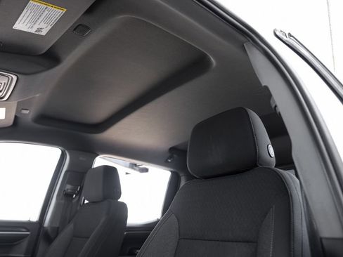 Used 2022 Chevrolet Silverado 1500 LT w/ Z71 Off-Road Package image 33