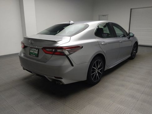 Used 2023 Toyota Camry SE image 9
