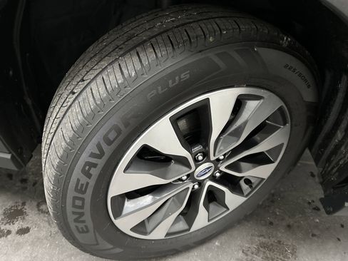 Used 2023 Subaru Outback Limited image 10