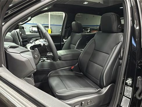 New 2026 Chevrolet Silverado EV LT image 12