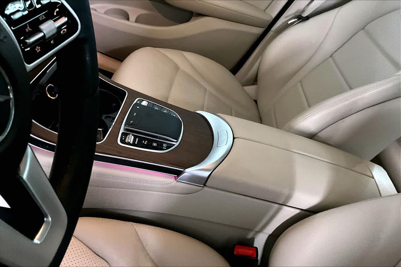 Certified 2020 Mercedes-Benz GLC 300 4MATIC image 17