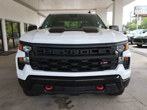 Used 2023 Chevrolet Silverado 1500 Custom Trail Boss AWD/4WD image 2