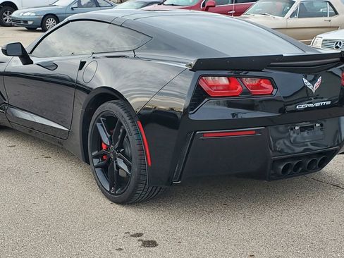 Used 2019 Chevrolet Corvette Stingray Coupe w/ 1LT image 6