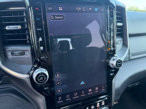 Used 2026 RAM 2500 Big Horn AWD/4WD image 6