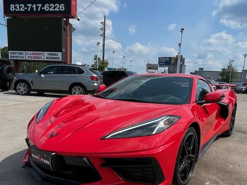 Used 2023 Chevrolet Corvette Stingray Premium Cpe w/ Z51 Performance Package image 4