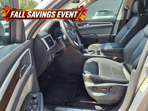 Used 2022 Volkswagen Atlas SE AWD/4WD image 11