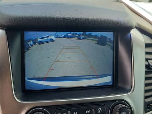 Used 2019 Chevrolet Tahoe 4WD w/ Remote Keyless Entry Package image 29