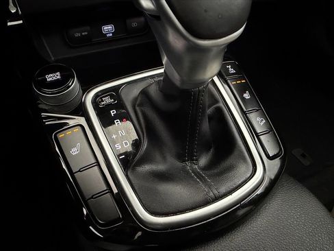 Used 2022 Kia Seltos EX image 33