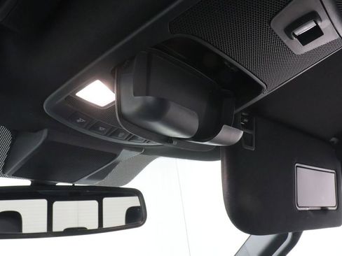 Used 2019 Ford F150 XLT w/ Equipment Group 302A Luxury AWD/4WD image 17