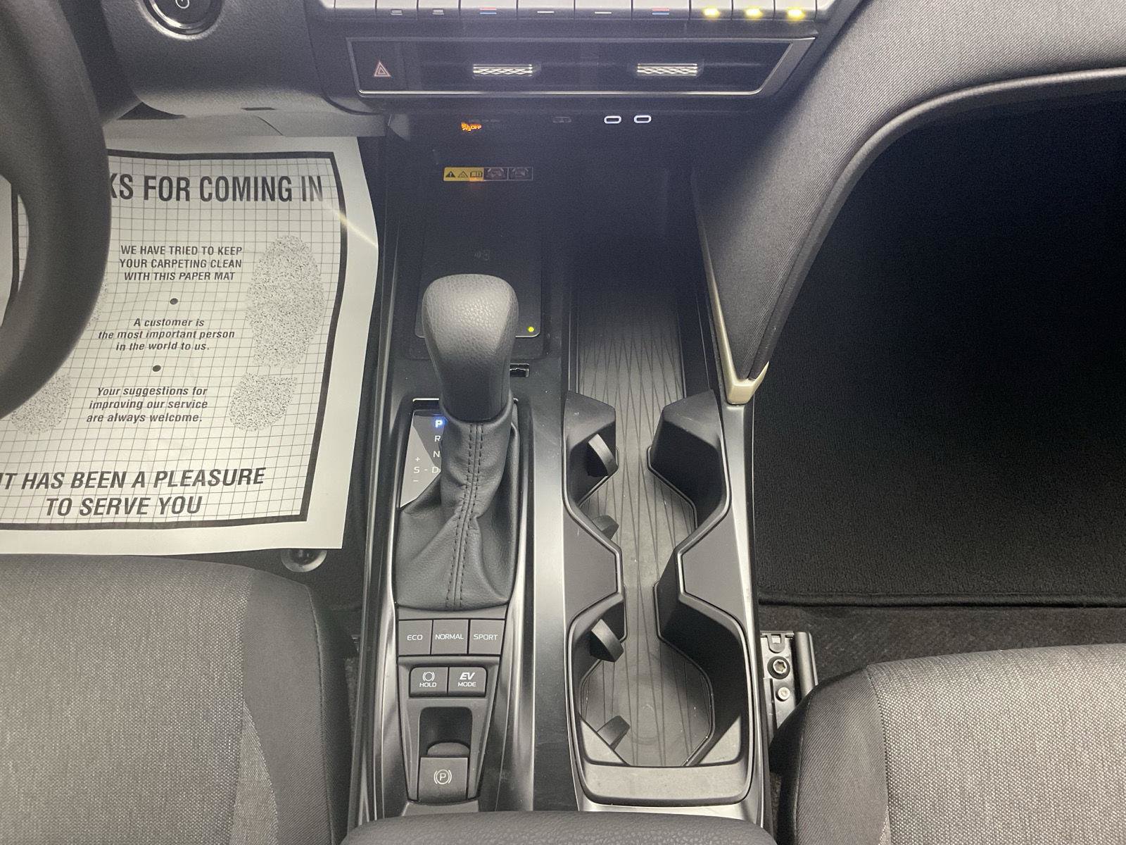 Used 2026 Toyota Camry LE FWD image 17