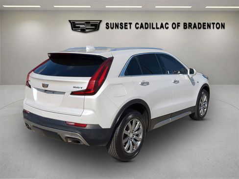 Used 2019 Cadillac XT4 Premium Luxury image 4