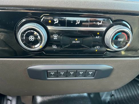 Used 2024 Chevrolet Silverado 2500 LT w/ Z71 Off-Road Package image 27