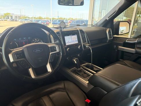 Used 2018 Ford F150 Platinum w/ Equipment Group 701A Luxury AWD/4WD image 6
